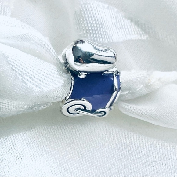 🐾 NWOT Snoopy Charm ✨ - Picture 8 of 12